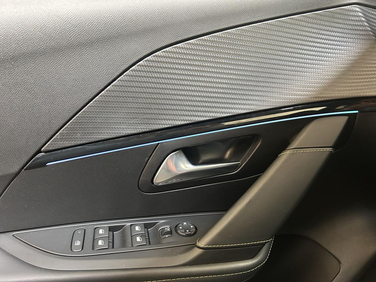 Peugeot 208 1.2 puretech GT s&s 100cv