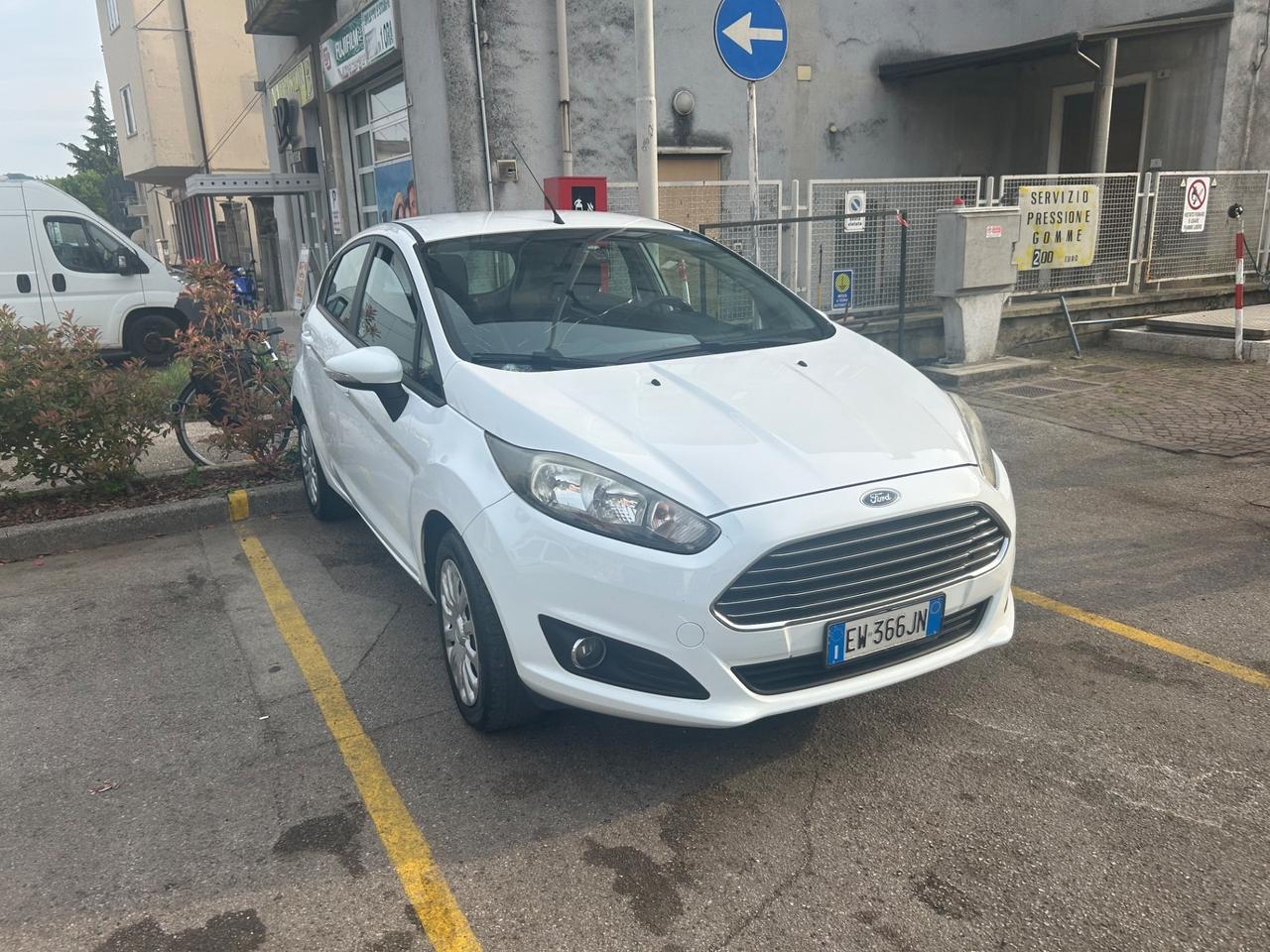 Ford Fiesta 1.0 80CV 5 porte Titanium