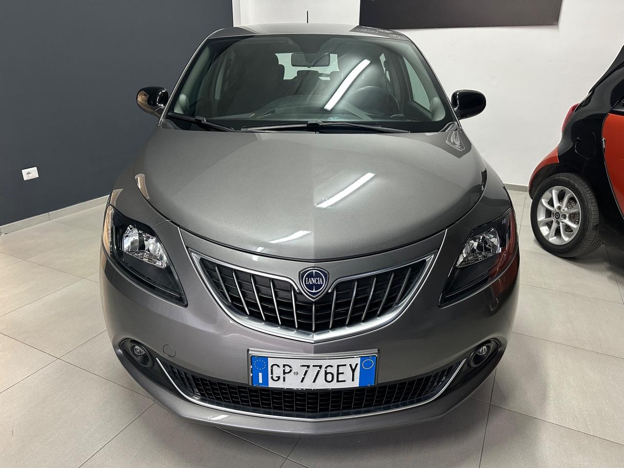 Lancia Ypsilon 1.0 FireFly 5 porte S&S Hybrid Alberta Ferretti