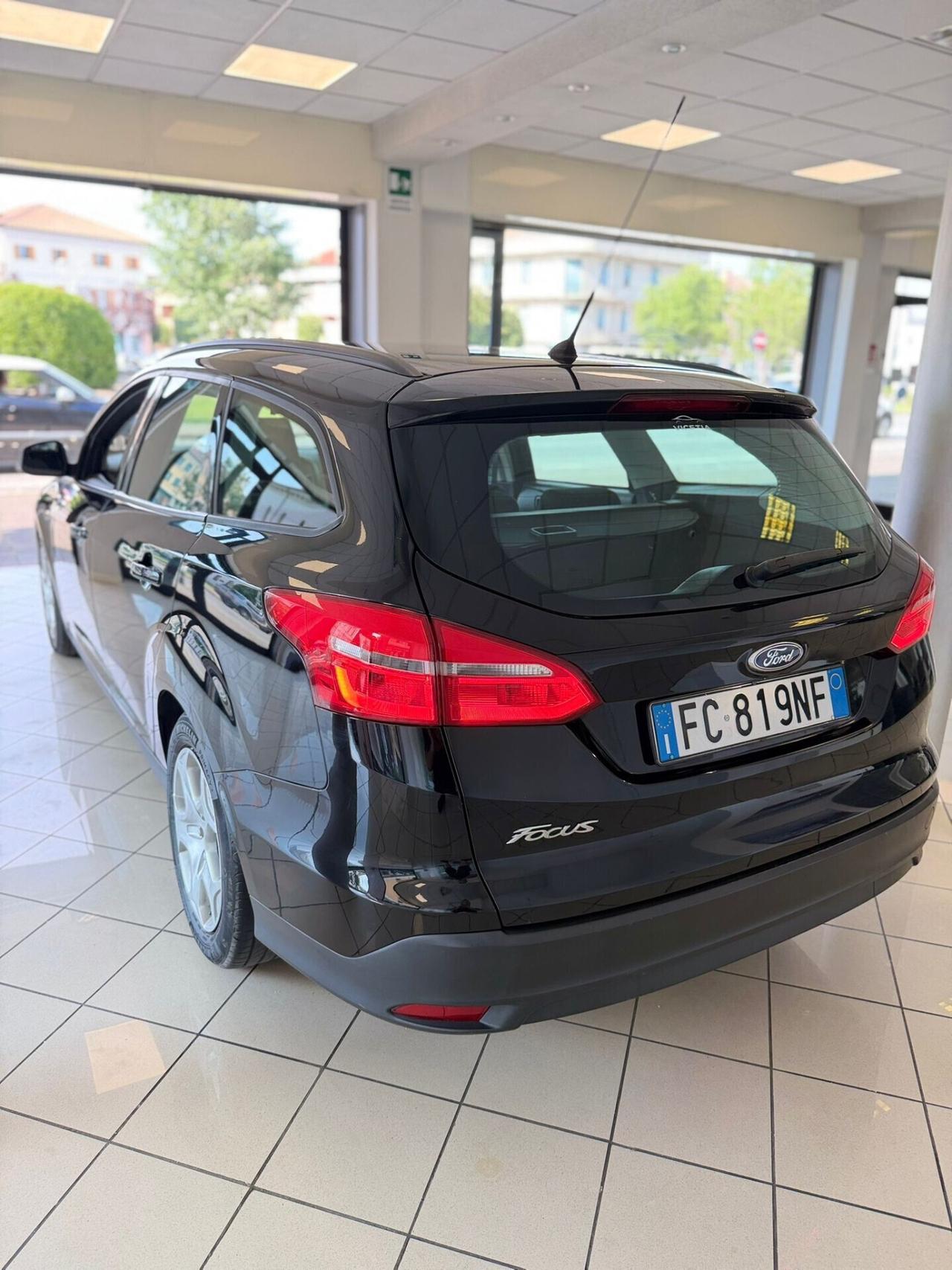 Ford Focus 1.6 120 CV GPL SW Plus