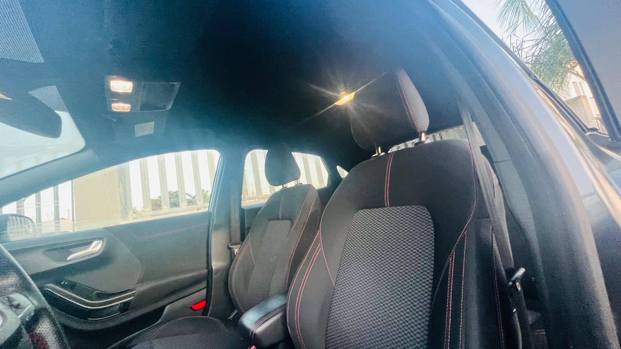 Ford Puma 1.0 EcoBoost Hybrid 125 CV S&S ST-Line X