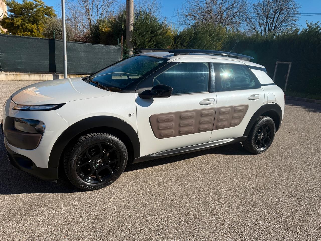 Citroen C4 Cactus 1.2 - NEOPATENTATI - 12 MESI DI GARANZIA -