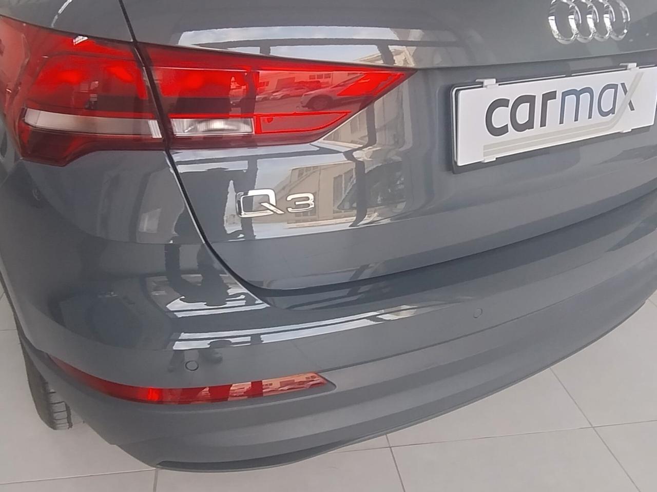 Audi Q3 SPB 45 TFSI e S tronic Business Plus