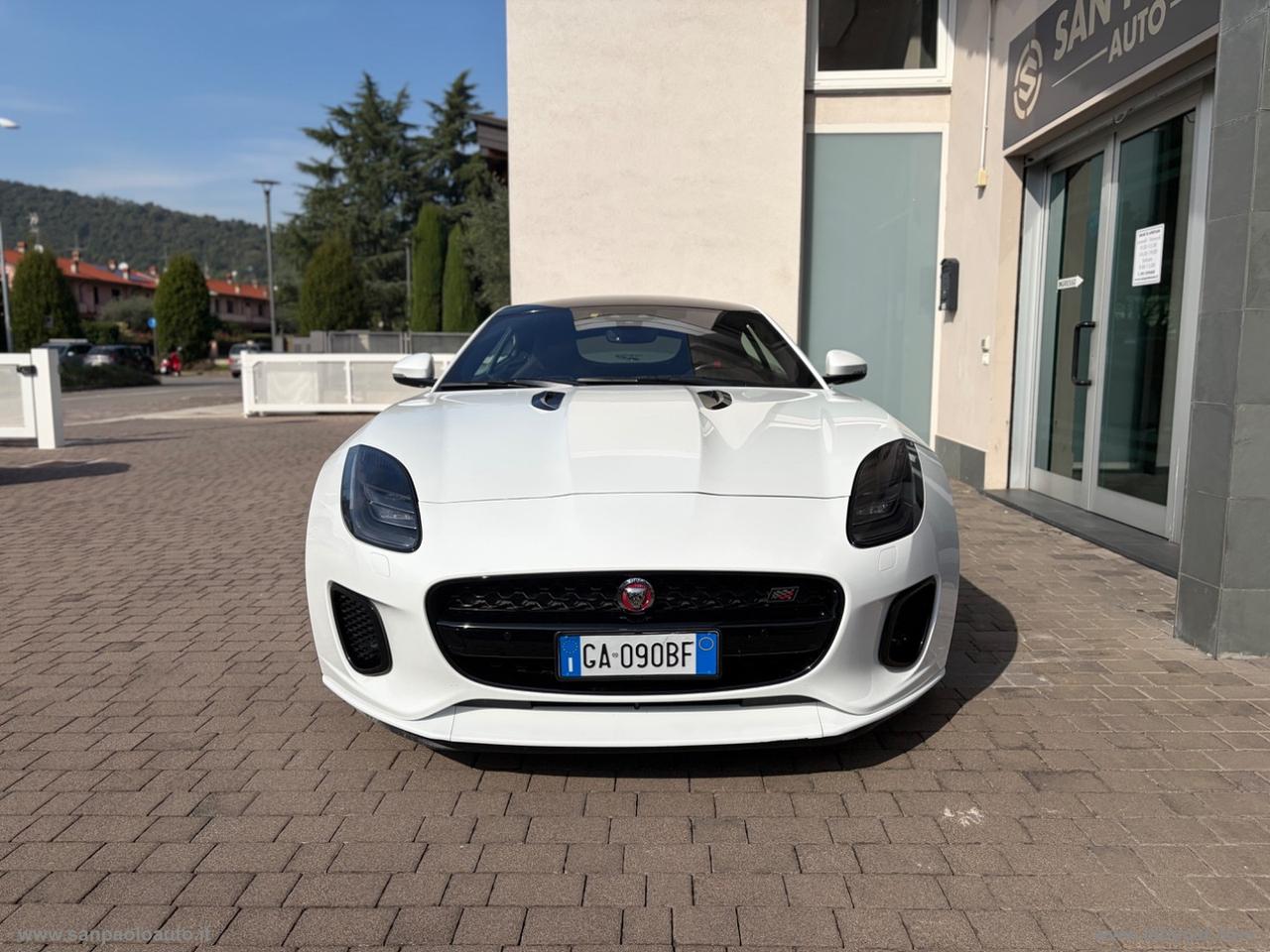 JAGUAR F-Type 2.0 aut. Coupé Chequered Flag