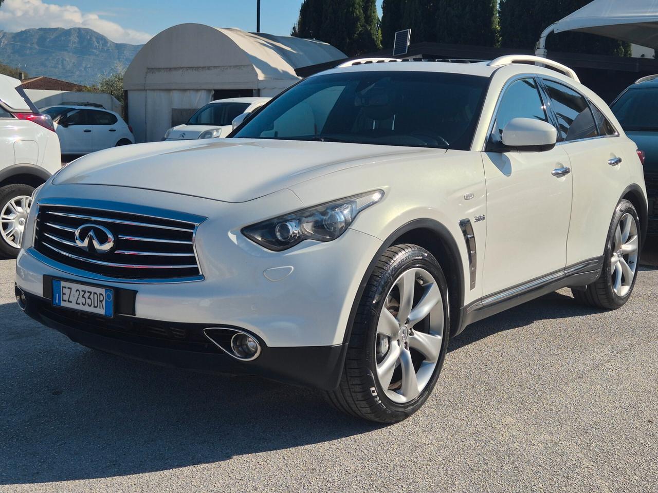 Infiniti QX70 3.0 diesel V6 AT S Premium