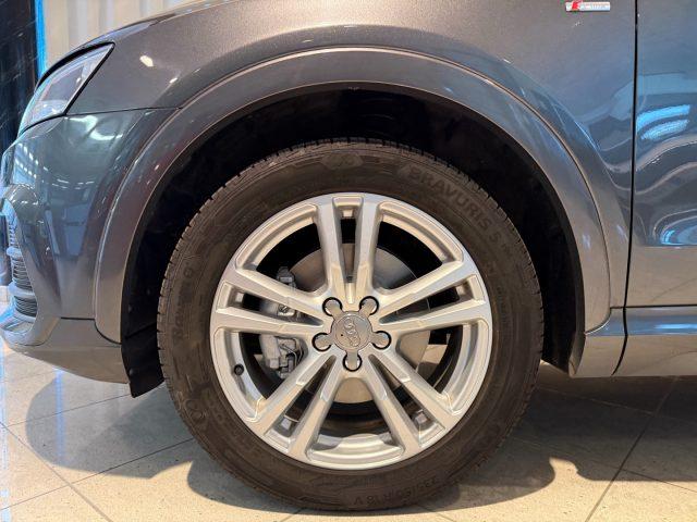 AUDI Q3 2.0 TDI quattro S tronic S-Line Xenon Navi