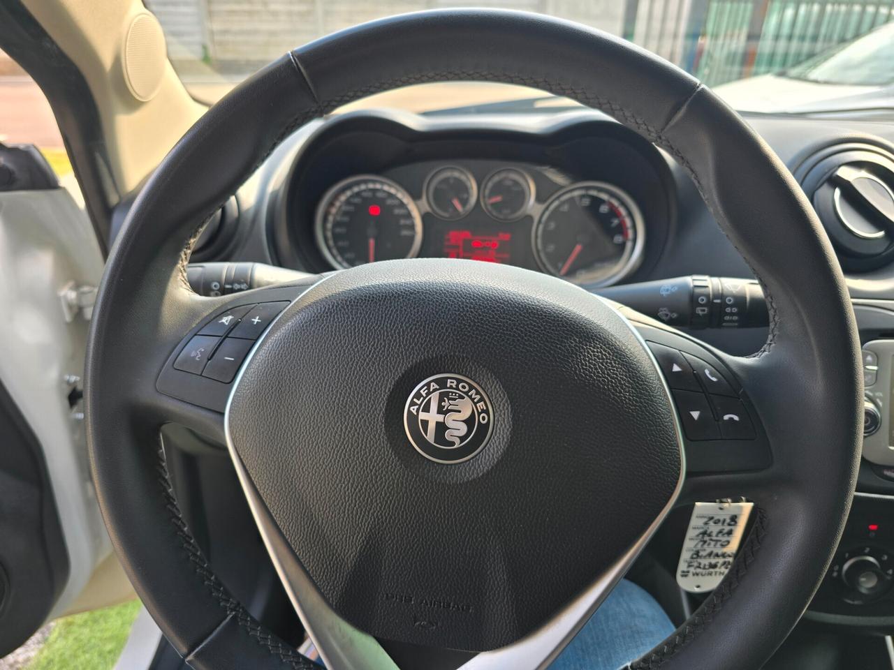 Alfa Romeo MiTo 1.4BENZ 78CV Urban 99000KM-2018