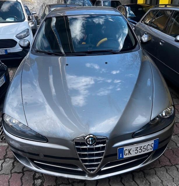 Alfa Romeo 147 1.9 JTD (120) 5 porte Murphy&Nye