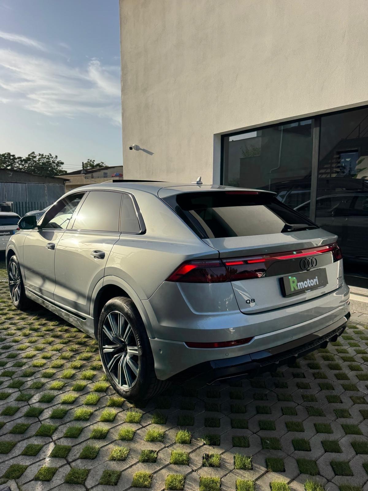 Audi Q8 SUV 45 TDI quattro tiptronic S line edition