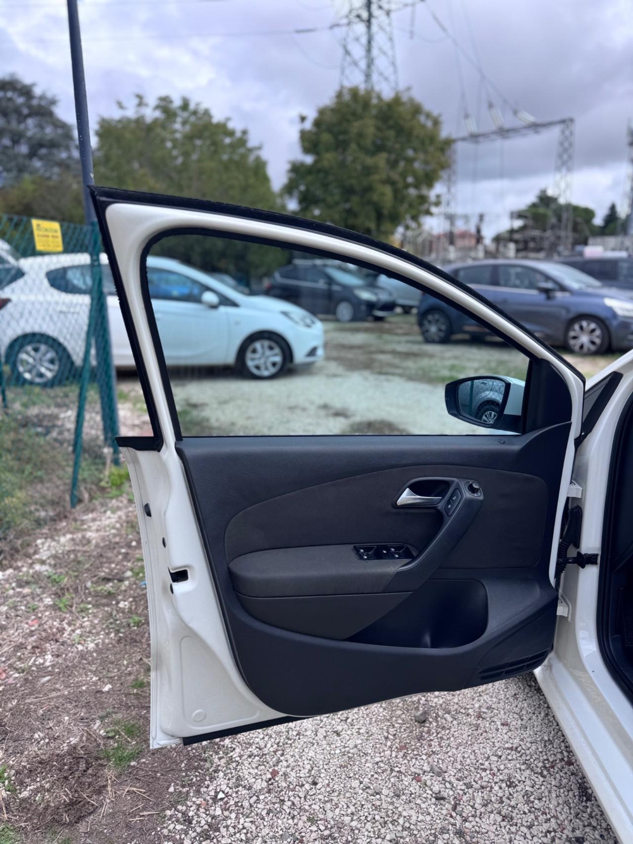 Volkswagen Polo 1.6 5 porte Comfortline BiFuel