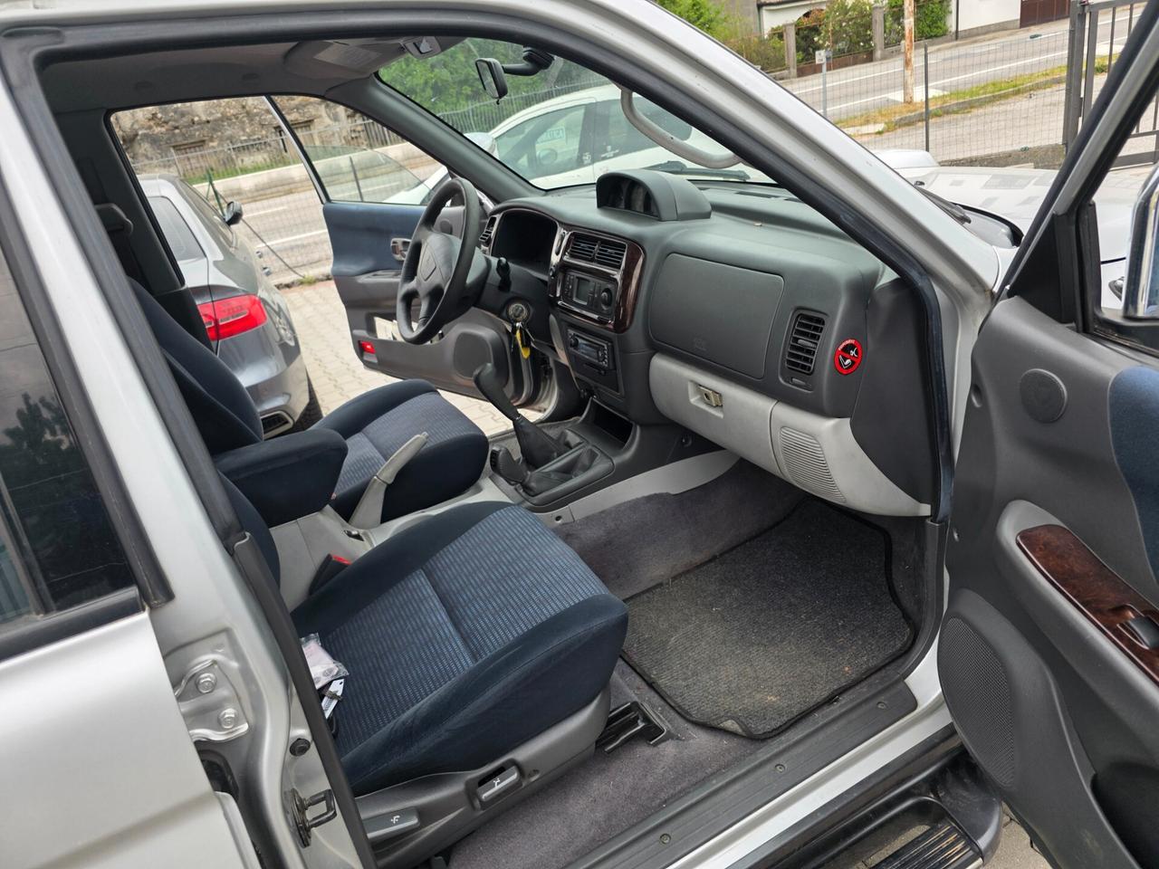 Mitsubishi Pajero Sport 2.5 TDI GLS Target 4x4