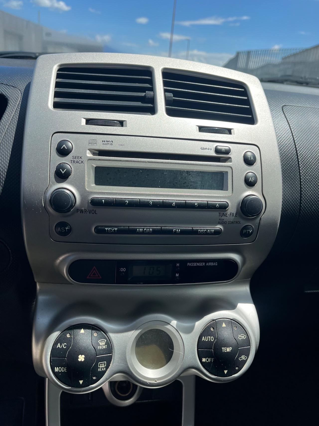 Toyota Urban Cruiser Urban Cruiser 1.3 Luxury km 110.000
