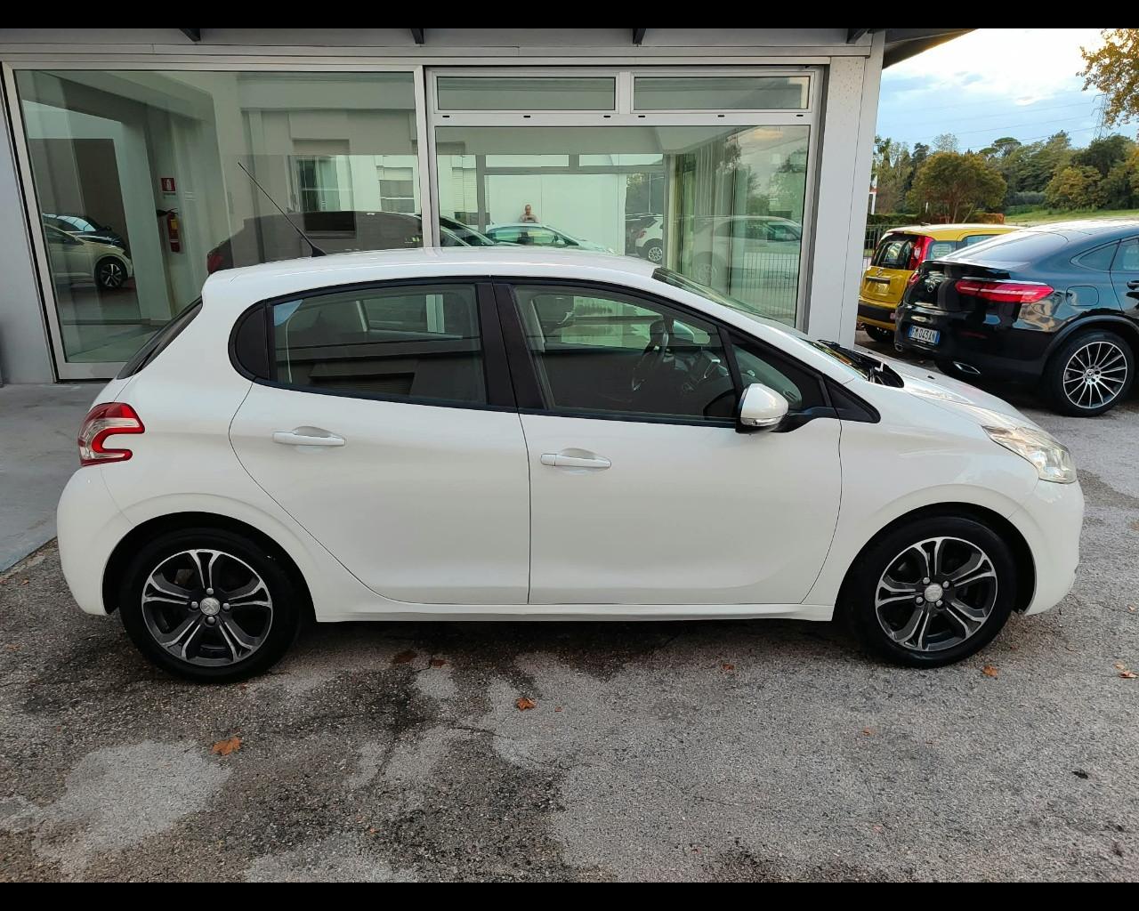 PEUGEOT 208 1° serie - PureTech 82 5 porte Active