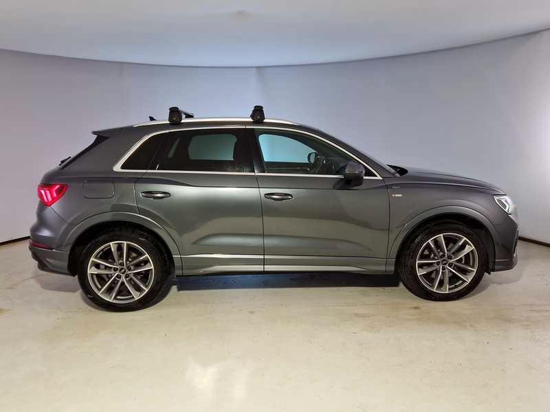 AUDI Q3 40 TDI quattro S tronic S Line Edition