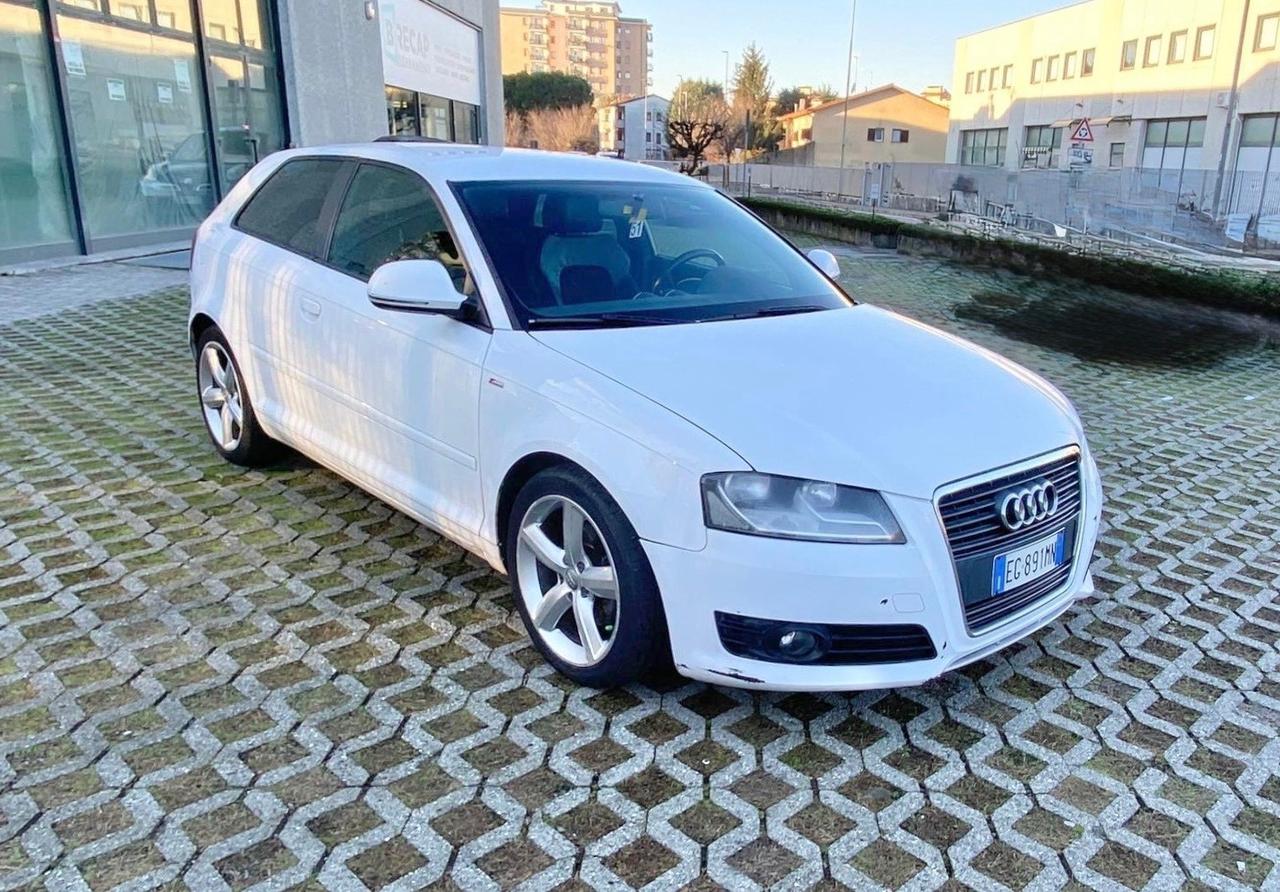 Audi A3 2.0 TDI S tronic 140Cv*S Line*Automatic*Pelle*