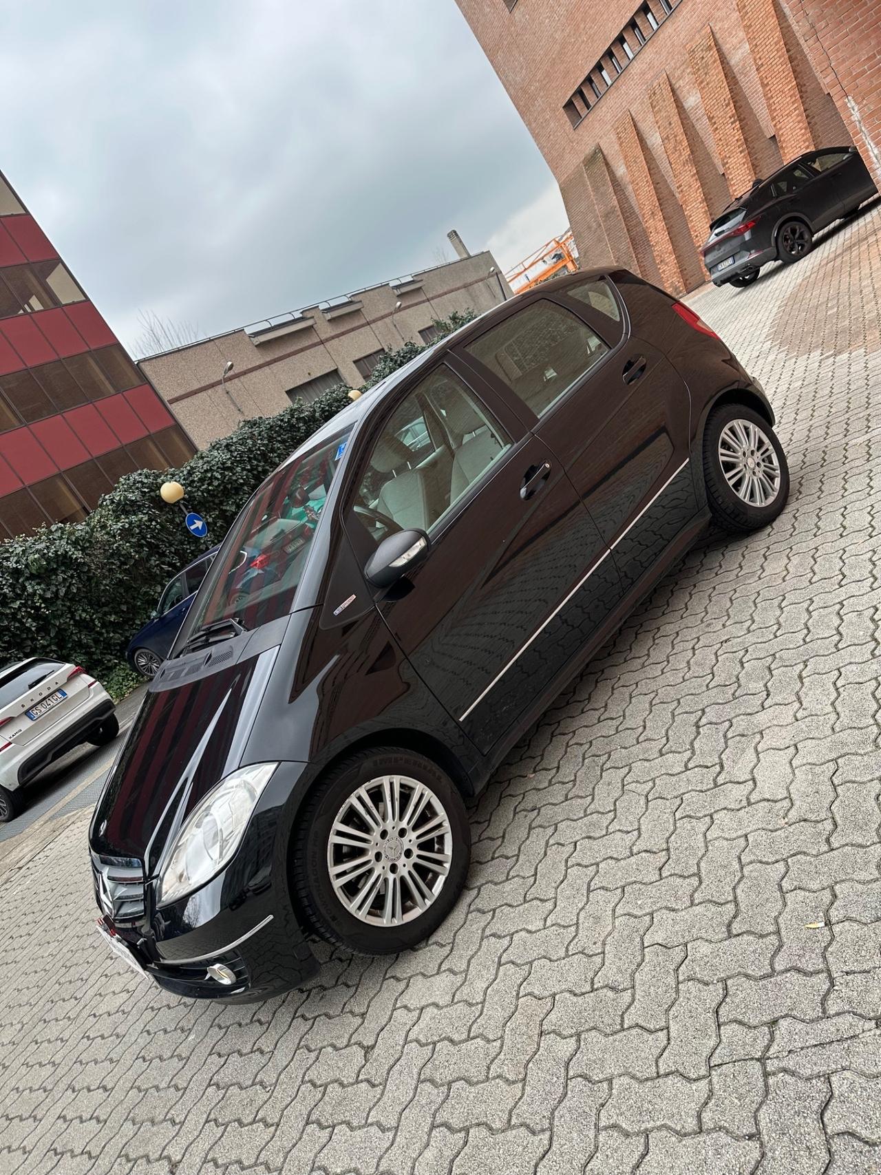 Mercedes-benz A 160 BlueEFFICIENCY Coupé Executive