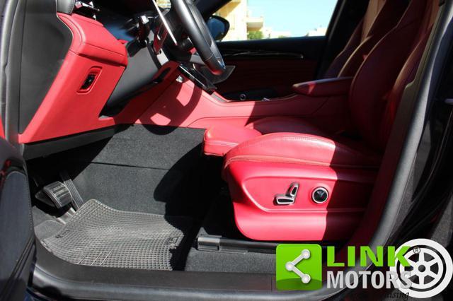 MASERATI Grecale MHEV 300 CV AWD GT