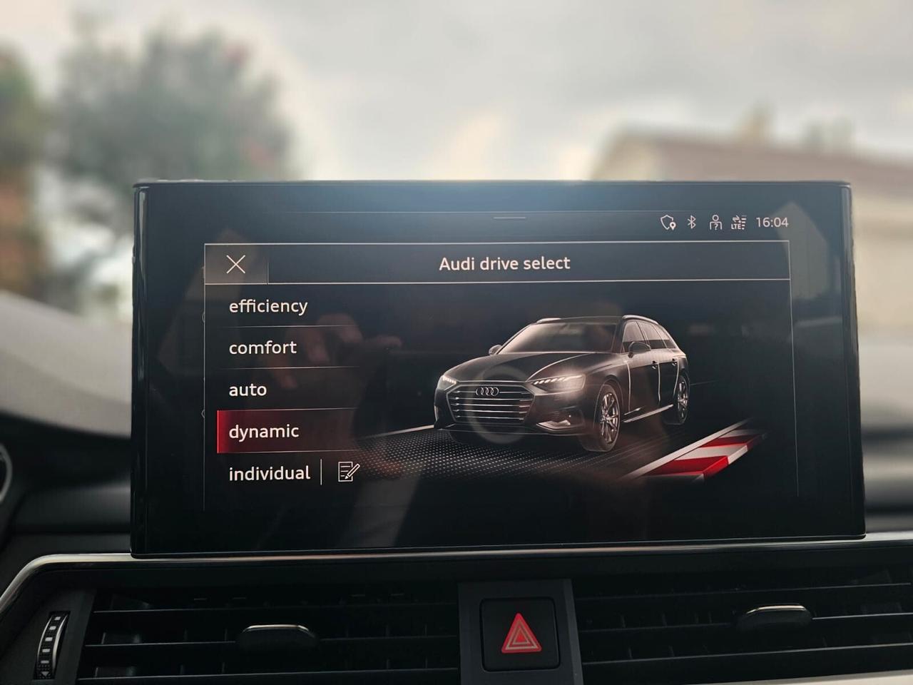Audi A4 Avant 40 TDI S tronic Business