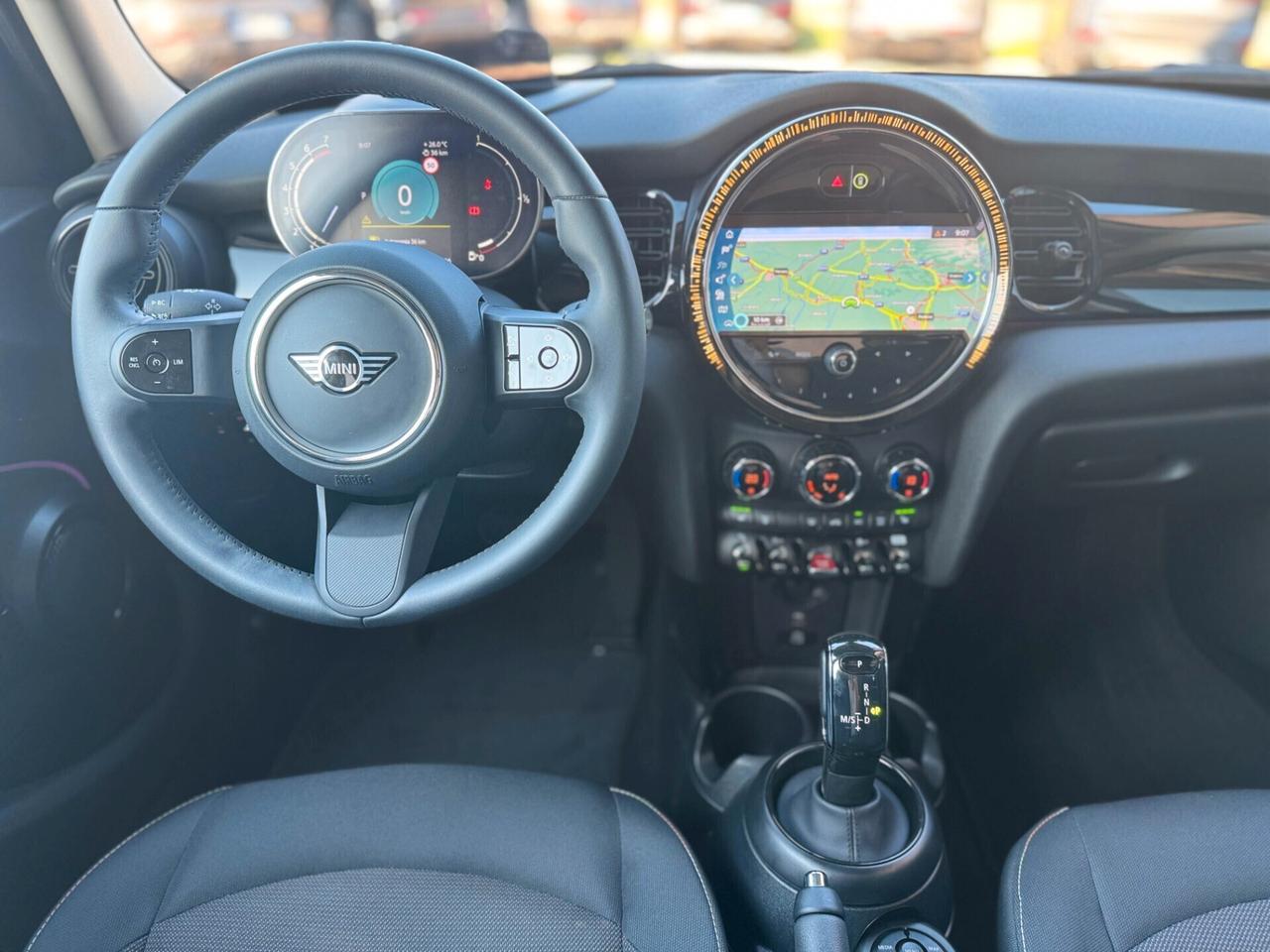 Mini Cooper 1.5 Camden