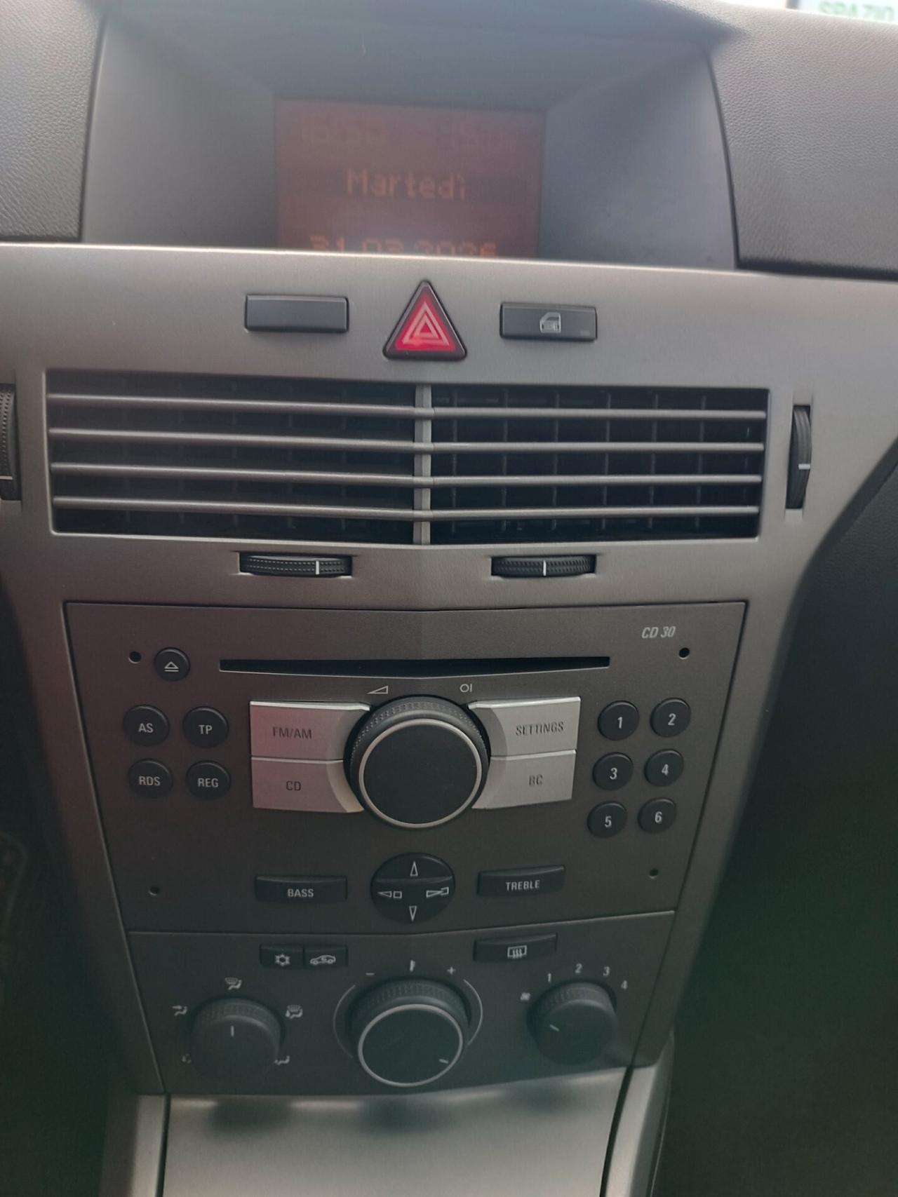 Opel Astra 1.3 diesel garanzia