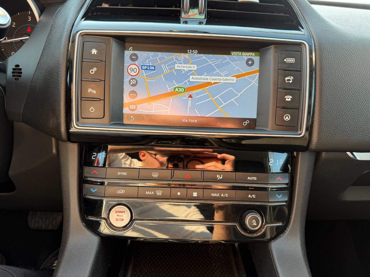 JAGUAR F-PACE R-SPORT 2017 2.0 DIESEL 241 CV *LEGGI