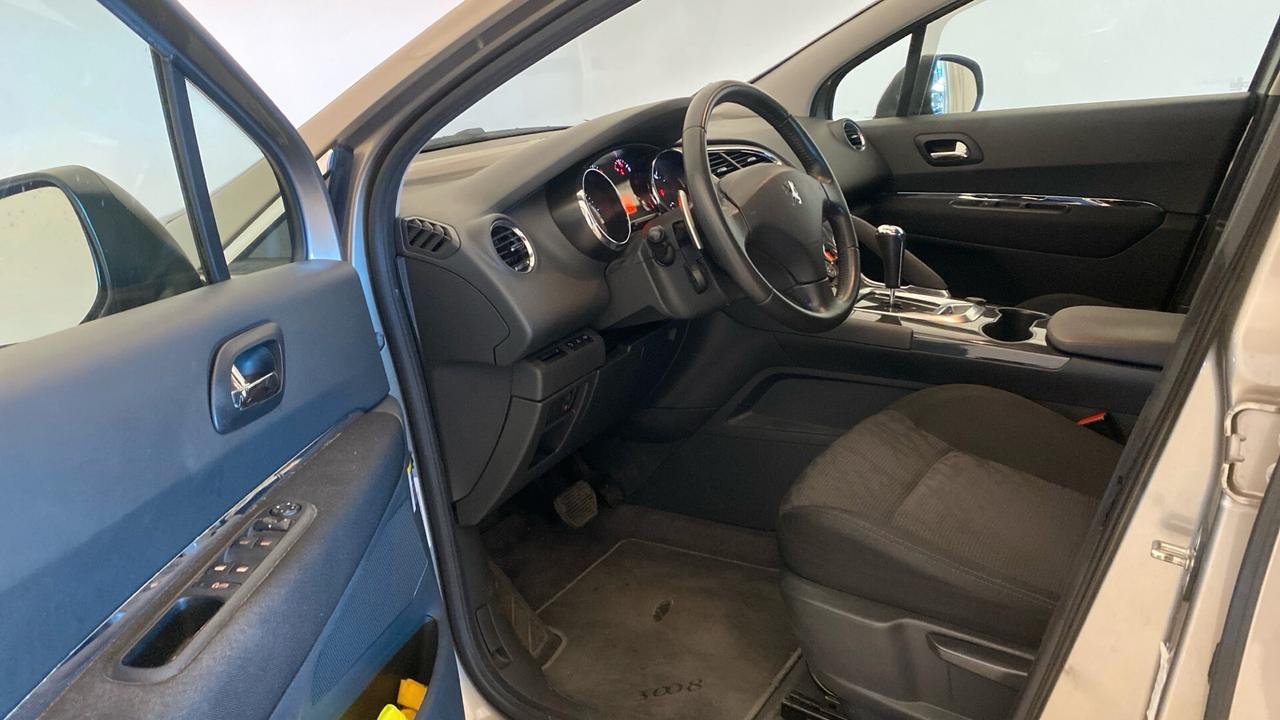 Peugeot 3008 1.6 e-HDi 112CV CAMBIO AUTOMATICO
