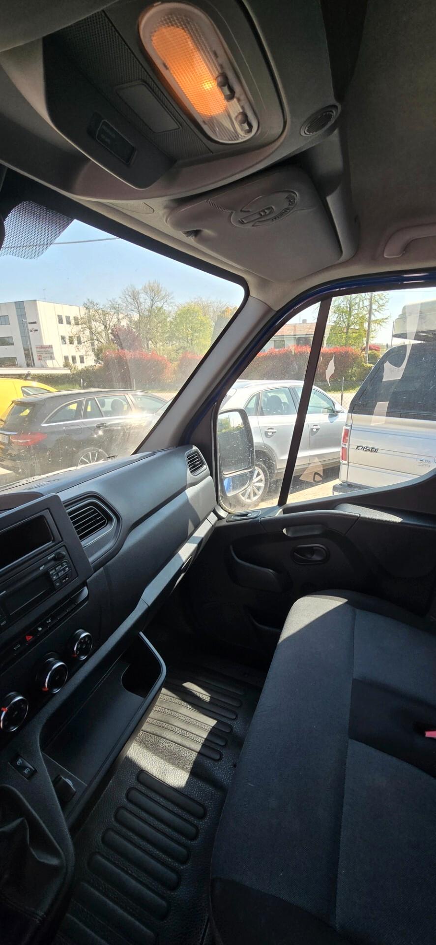 RENAULT MASTER