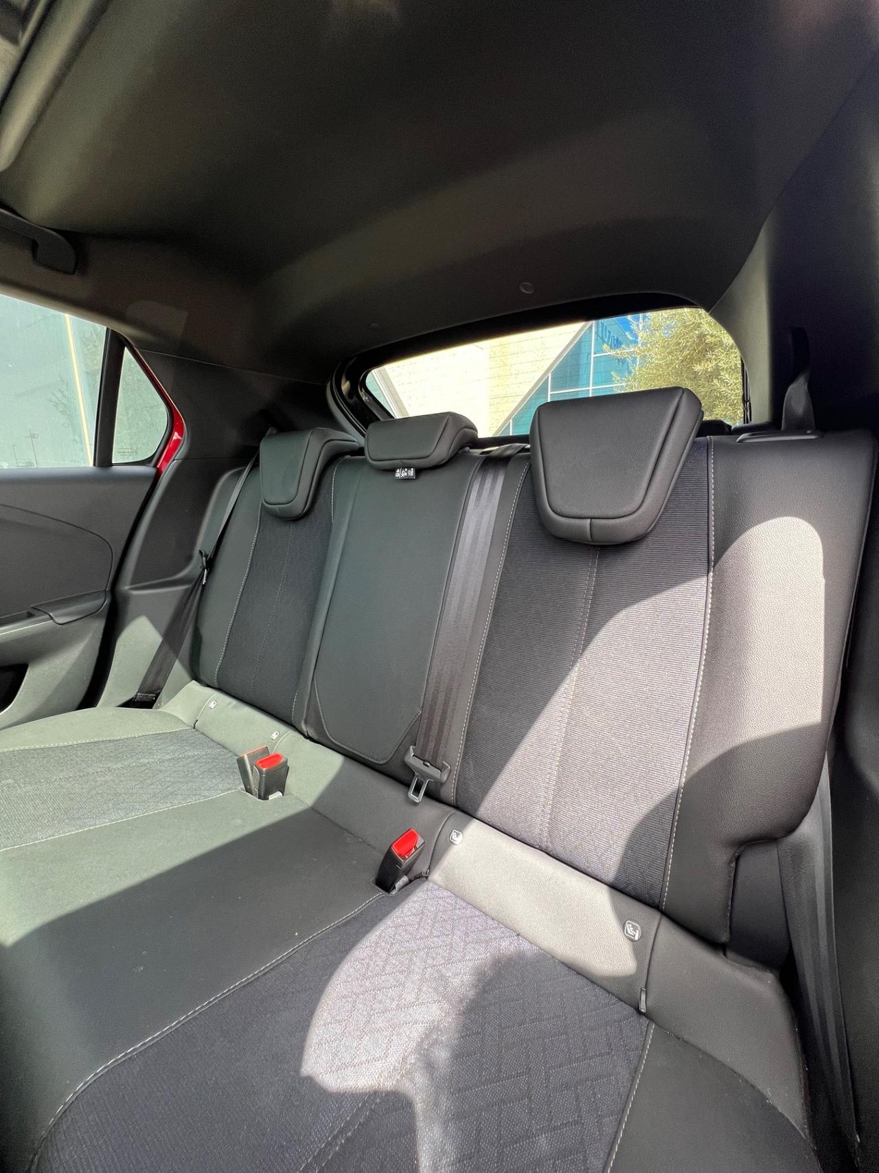 Opel Corsa 1.2 100 CV GS - possibilità noleggio no scoring