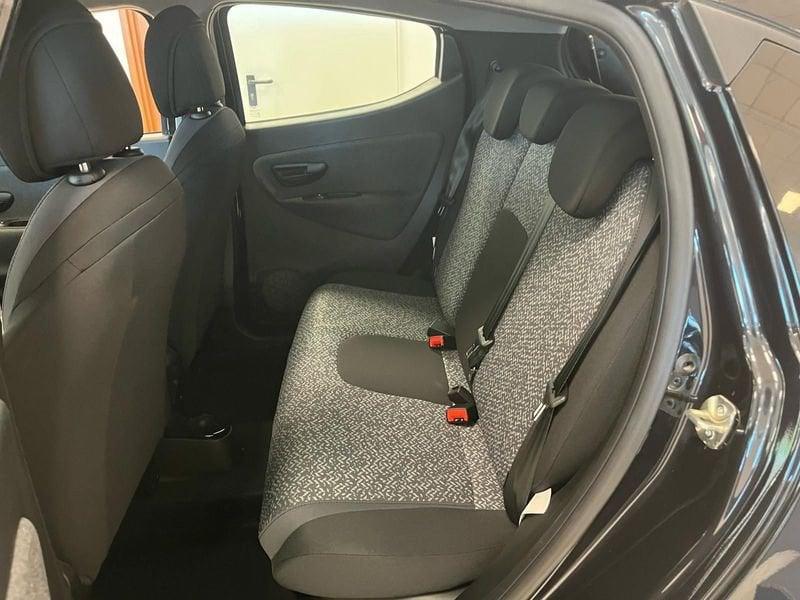 Lancia Ypsilon 1.0 FireFly 5 porte S&S Hybrid Silver Plus