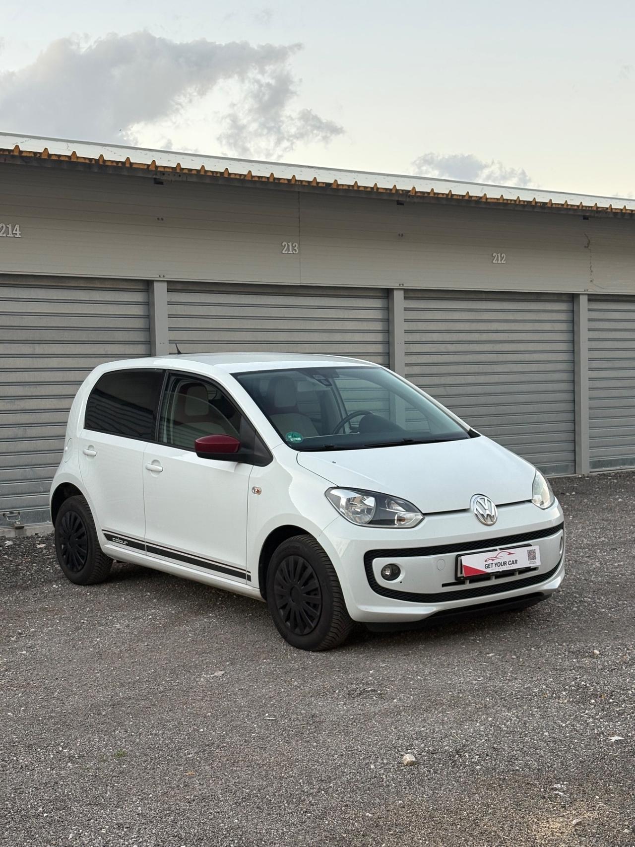 Volkswagen up! versione colour up!