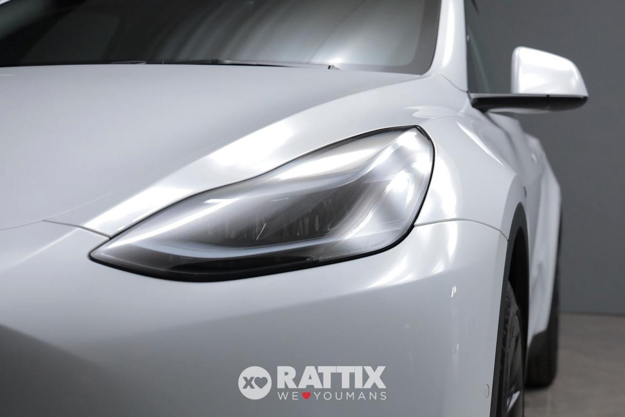 Tesla Model Y motore elettrico 153kW Long Range Dual Motor AWD + tetto panoramico