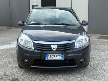 Dacia Sandero 1.4 8V GPL Lauréate