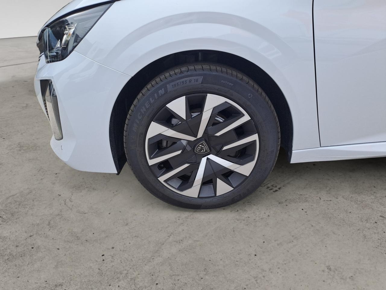 PEUGEOT 208 5P - Business Hybrid 110 E-DCS6