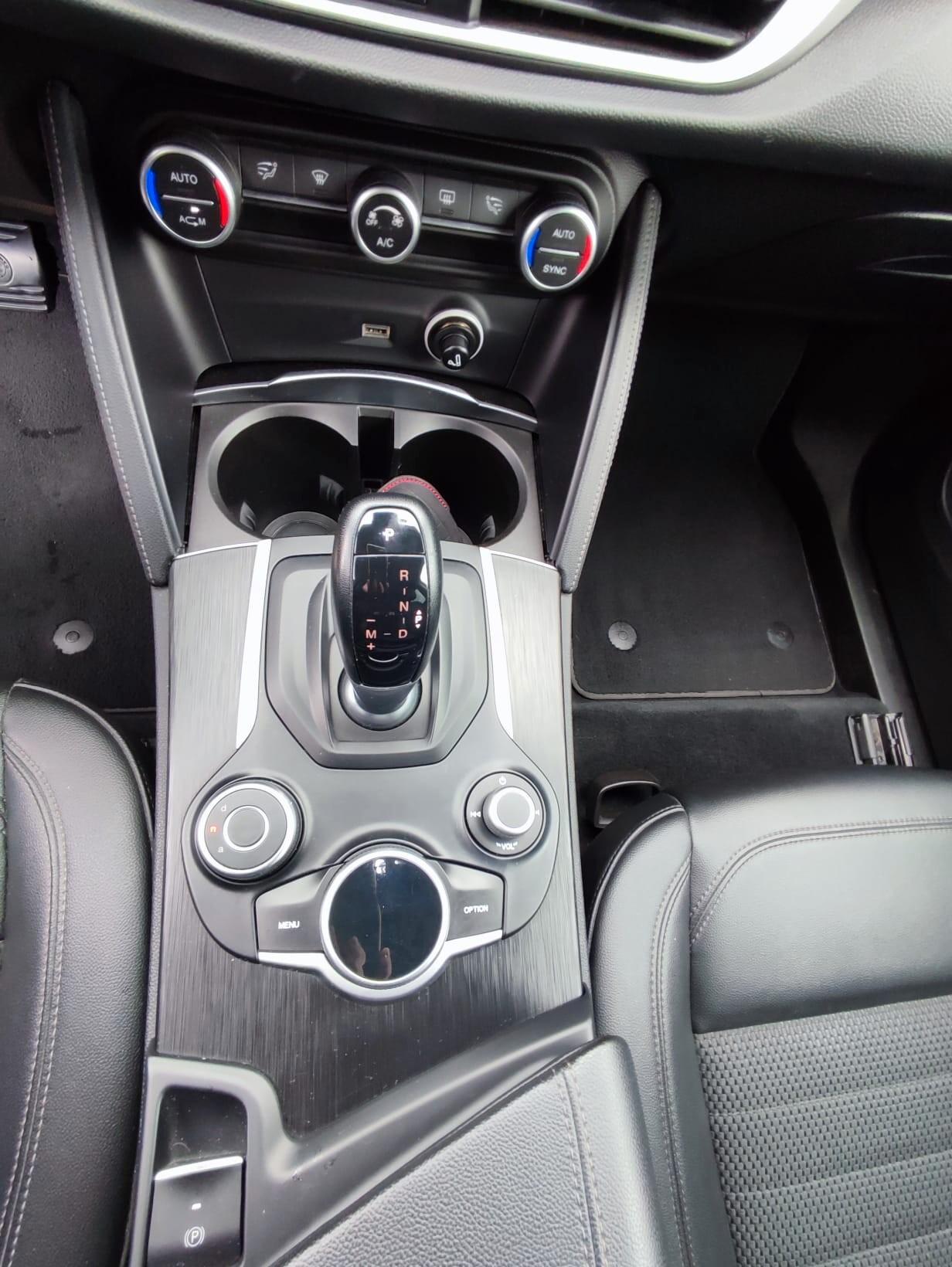 Alfa Romeo Stelvio 2.2 Turbodiesel 190 CV AT8 Q4 B-Tech