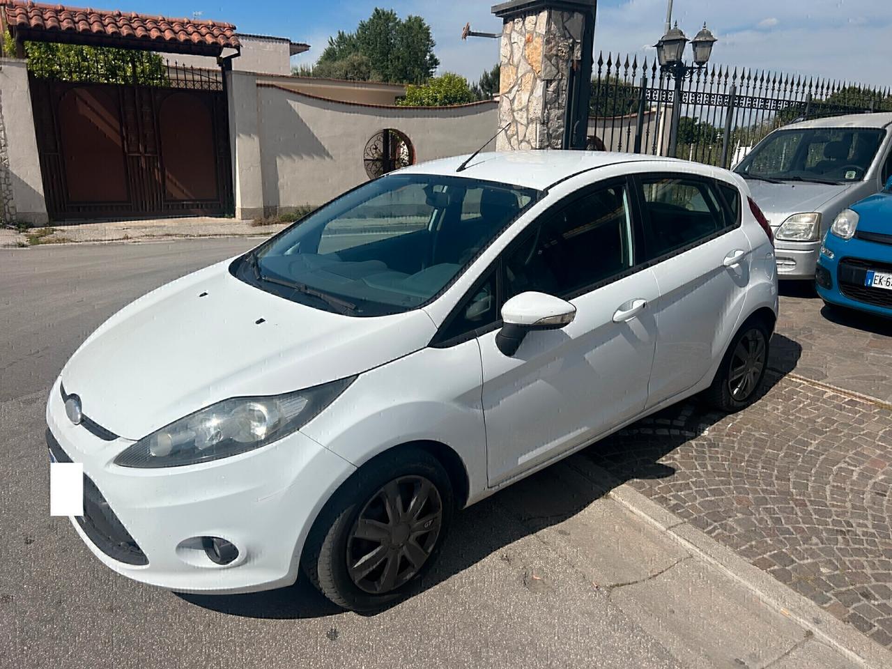 Ford Fiesta 1.4 5 porte Bz.- GPL Titanium