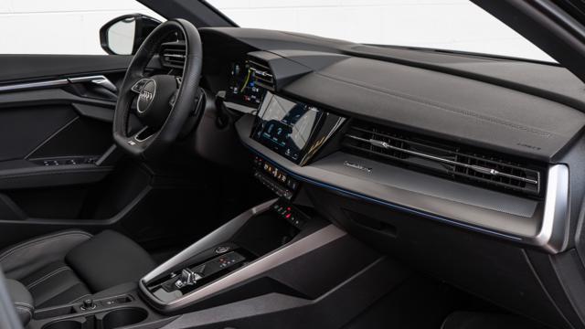 AUDI A3 SPB 40 TDI S LINE S TRONIC MATRIX TETTO