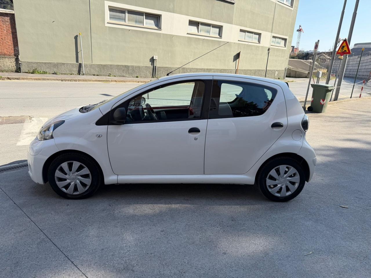 TOYOTA AYGO 1.0 NEOPATENTATI