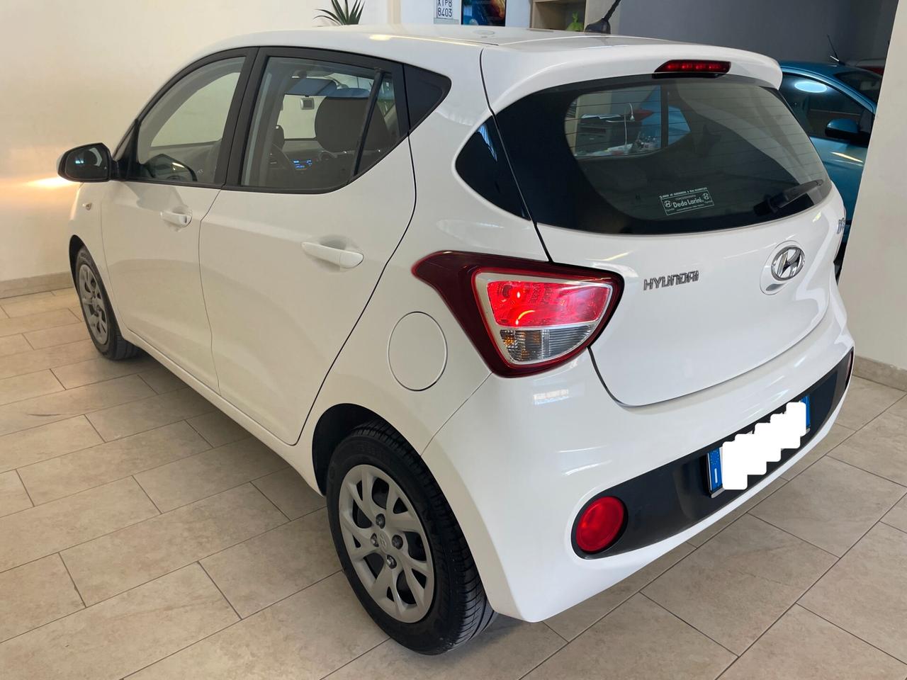Hyundai i10 1.0 GPL Econext Login FULL TAGLIANDATA NEOPATENTATI