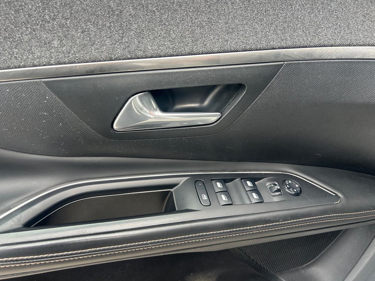 Peugeot 5008 2.0BlueHDi 7POSTI GT LINE NAVI FULL