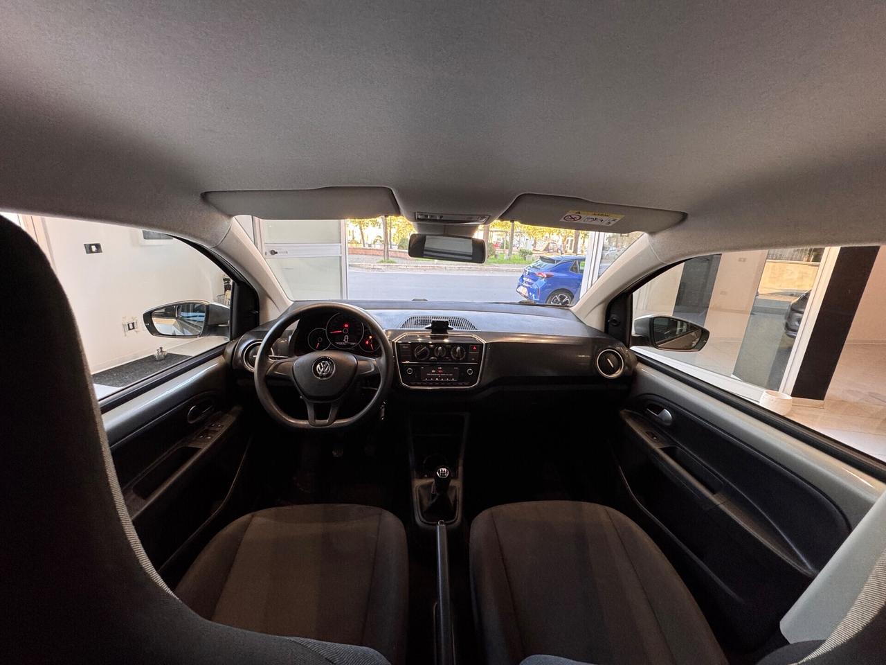 Volkswagen up! 1.0 5p. move “62.000KM”