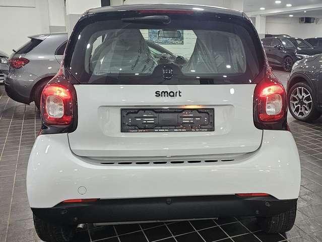 smart forTwo PASSION 1.0 BENZINA 71CV AUTOMATICA