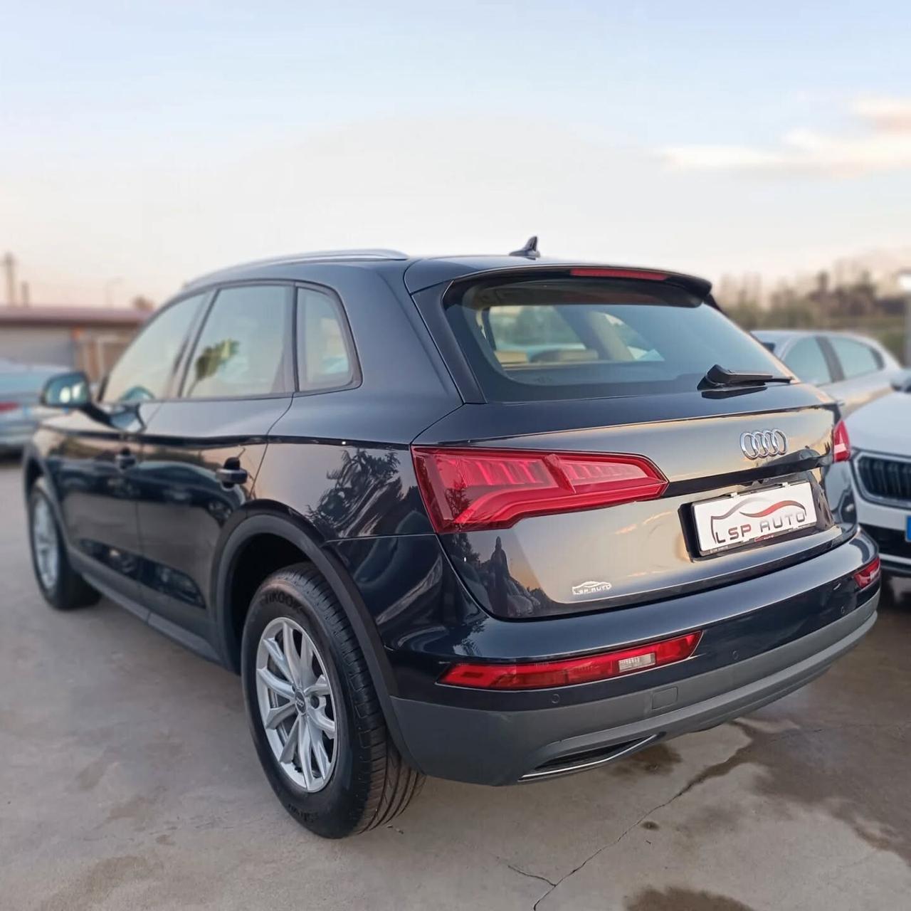 Audi Q5 2.0 TDI quattro S tronic Business Sport