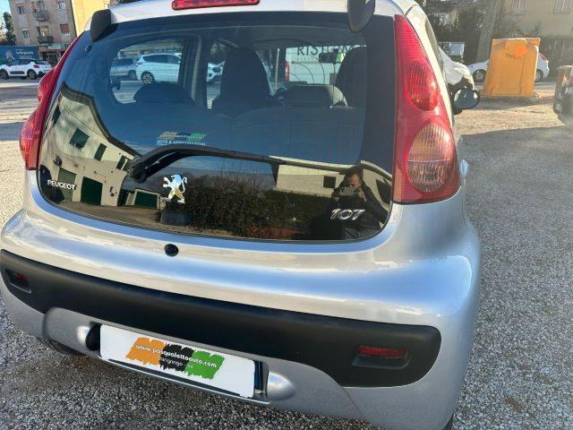 PEUGEOT 107 Ok neo pat+cambio aut. 1.0 68cv Active 2Tronic