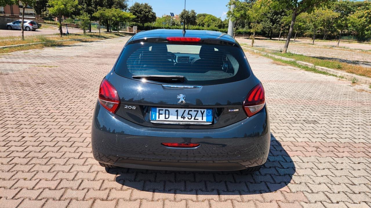 Peugeot 208 PureTech 82 5 porte Allure