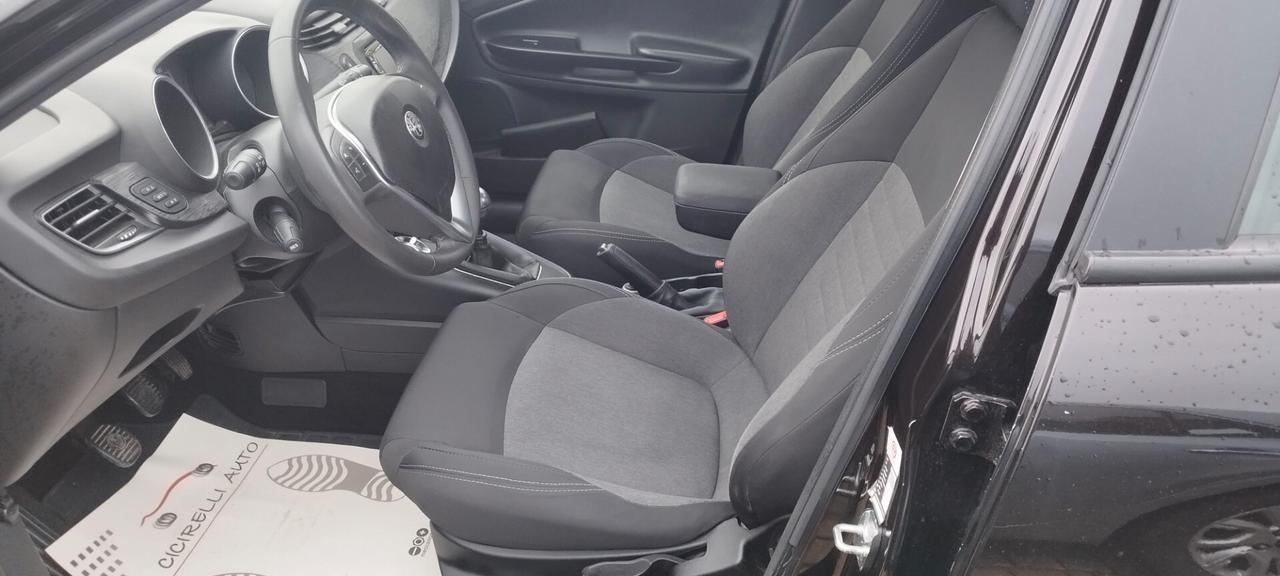 Alfa Romeo Giulietta 1.6 JTDm 120 CV Business