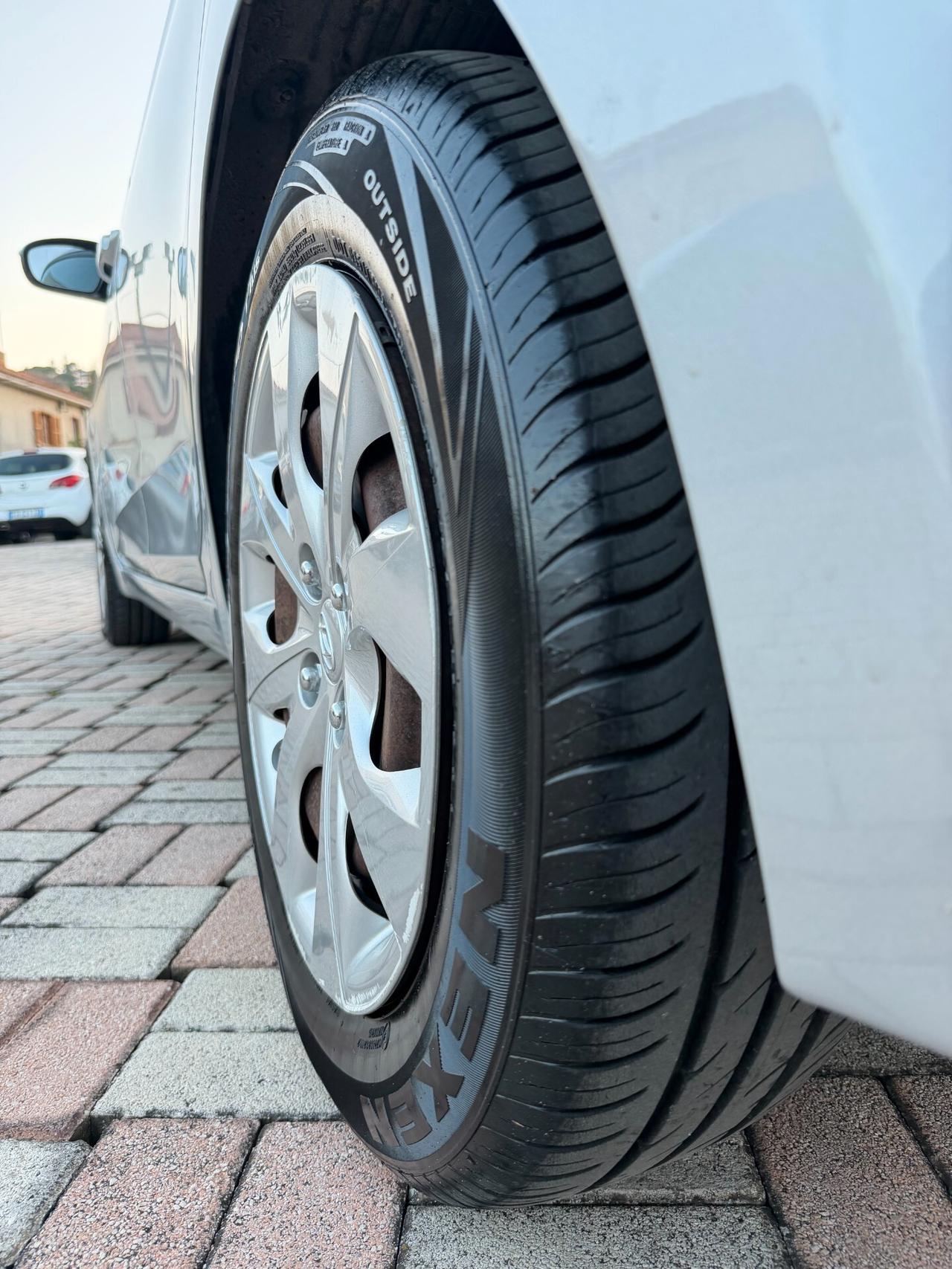 Hyundai i20 1.2 84 CV (GPL) 5 porte Classic