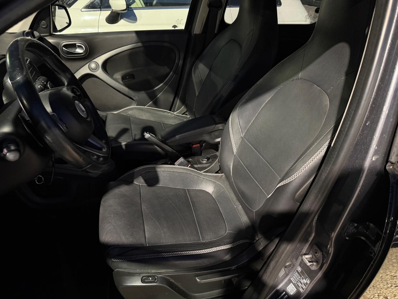 Smart ForFour BRABUS 0.9 Turbo twinamic Xclusive
