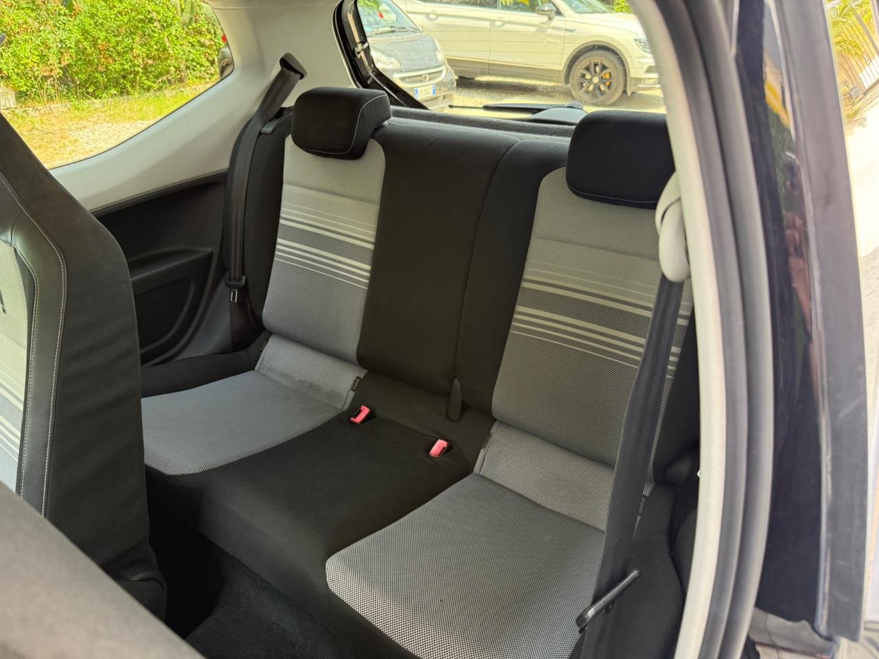 Volkswagen up! 1.0 75 CV 3p. high up!