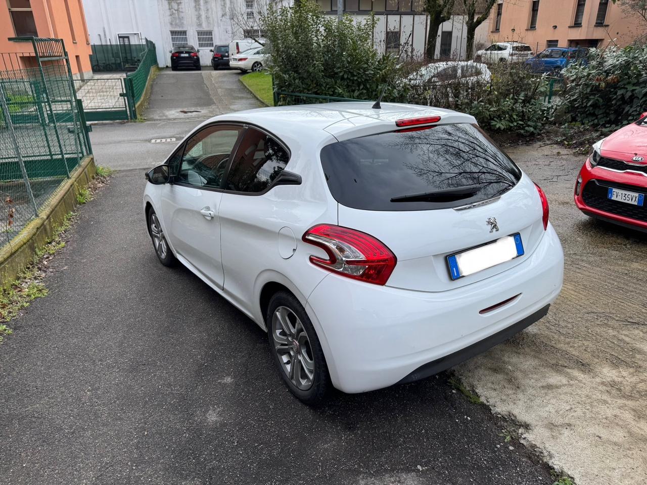 Peugeot 208 1.2 VTi 82 CV 3 porte Allure GPL