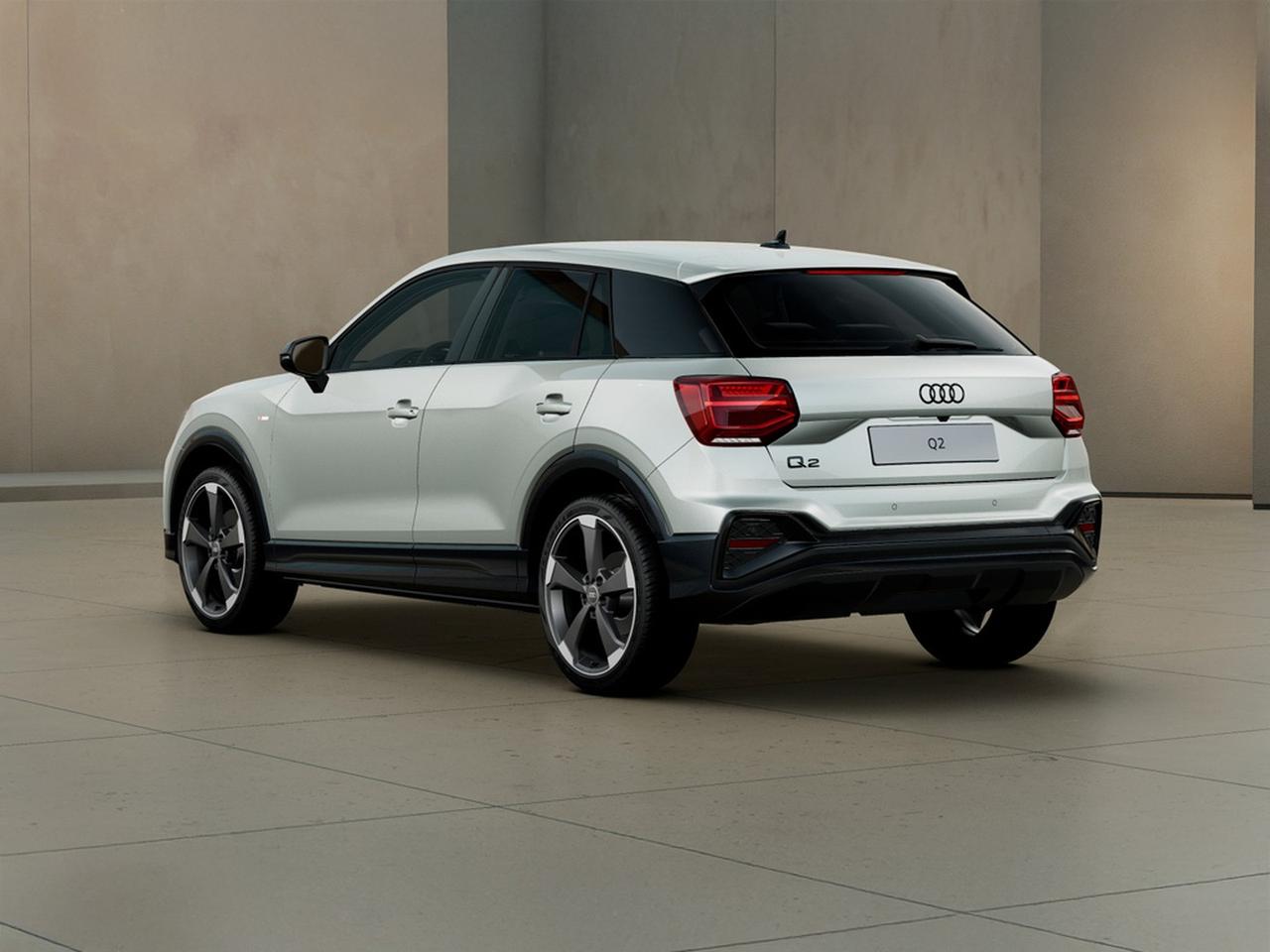 Audi Q2 35 2.0 tdi identity black s-tronic